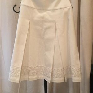 St John Sport gorgeous White skirt